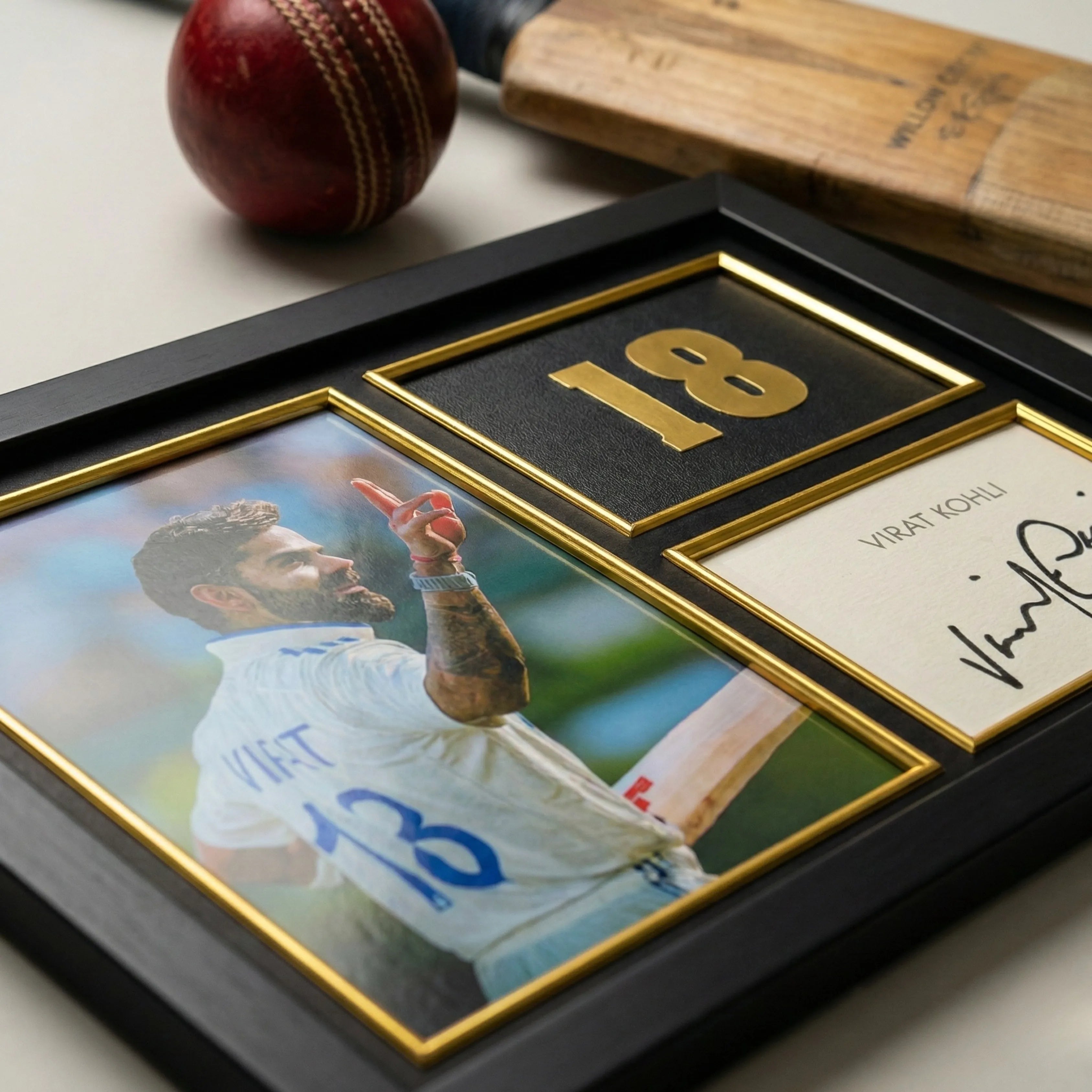 MS Dhoni, Virat Kohli, Sachin Tendulkar | Signed Frame Gold Edition – 40 × 30 Cm - Dreamzhub