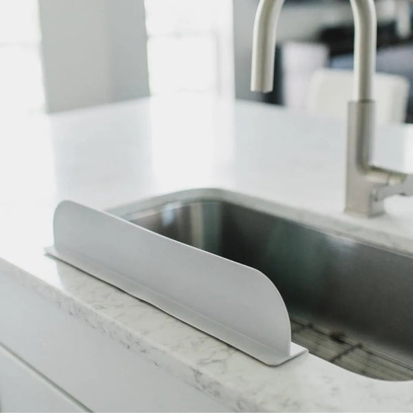 Silicone Sink Water Splash Guard | Flexible Anti-Splash Faucet Protector | Easy-Clean Sink Counter Shield